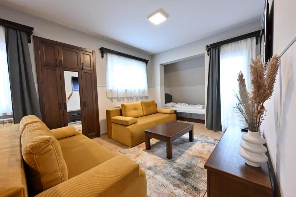 Hotel Lane Sjenica Kültér fotó