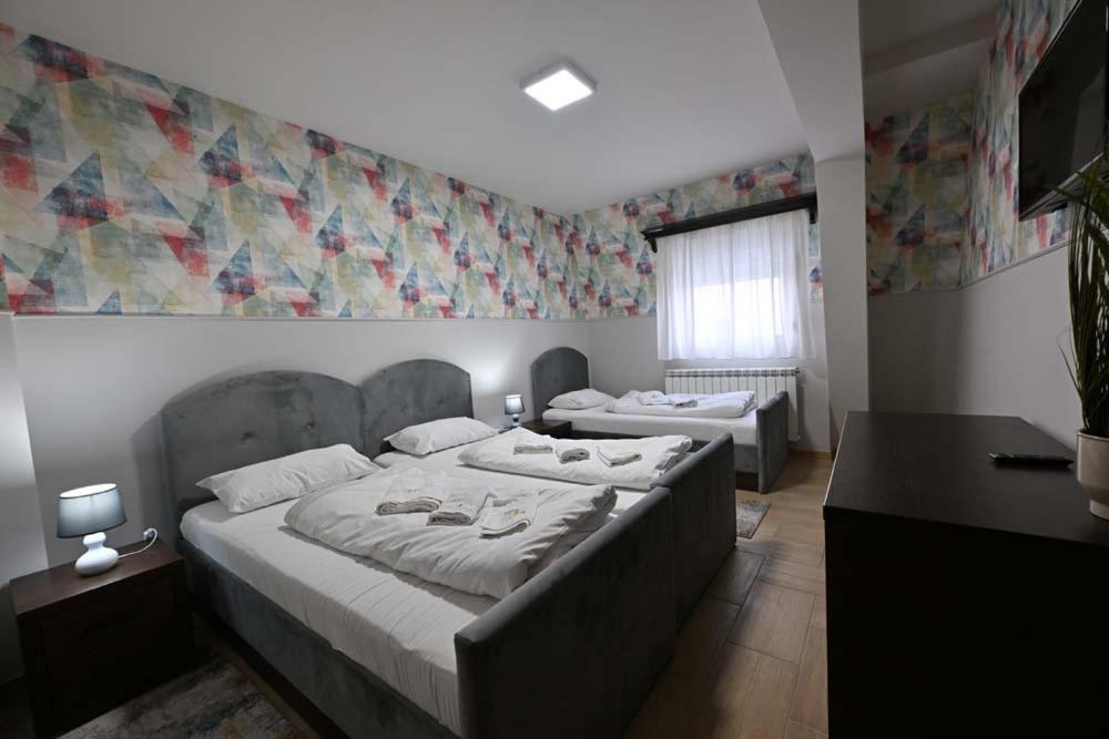 Hotel Lane Sjenica Kültér fotó