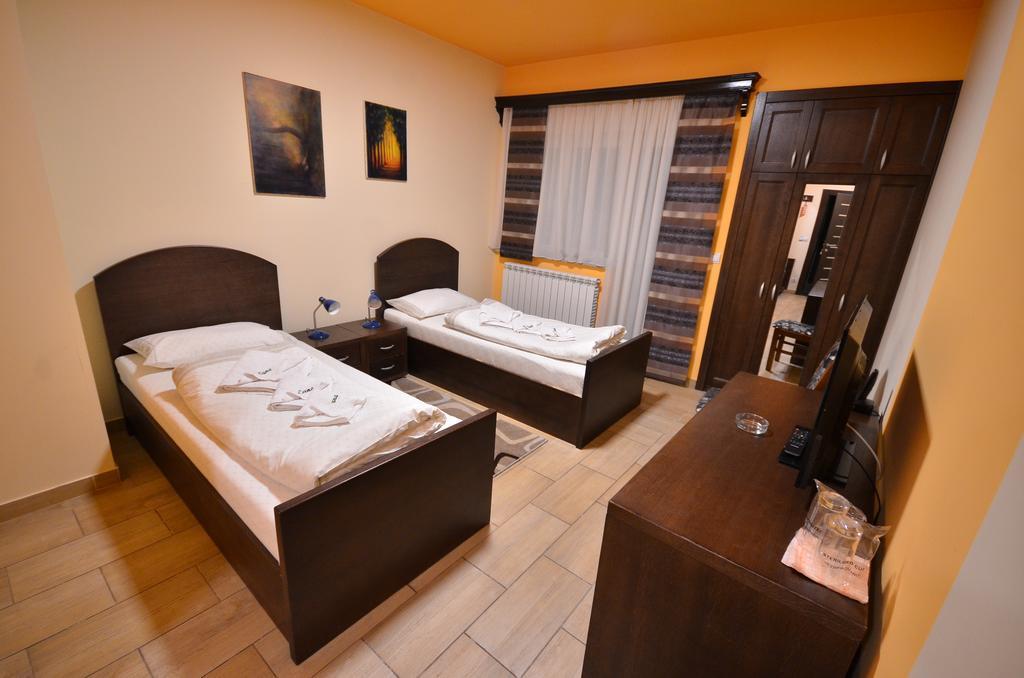 Hotel Lane Sjenica Kültér fotó