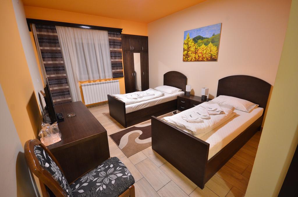 Hotel Lane Sjenica Kültér fotó