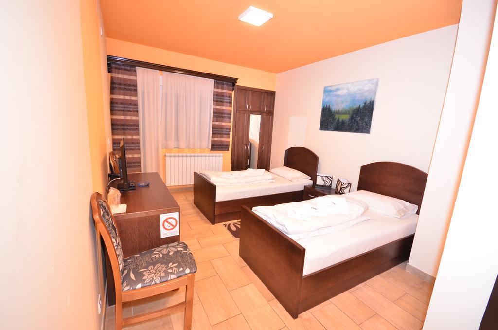 Hotel Lane Sjenica Kültér fotó